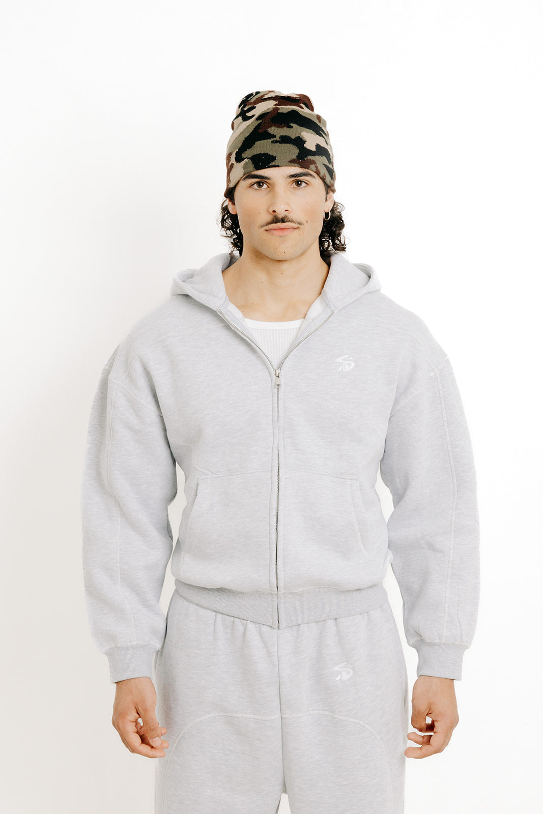 Gray zip hoodie F001