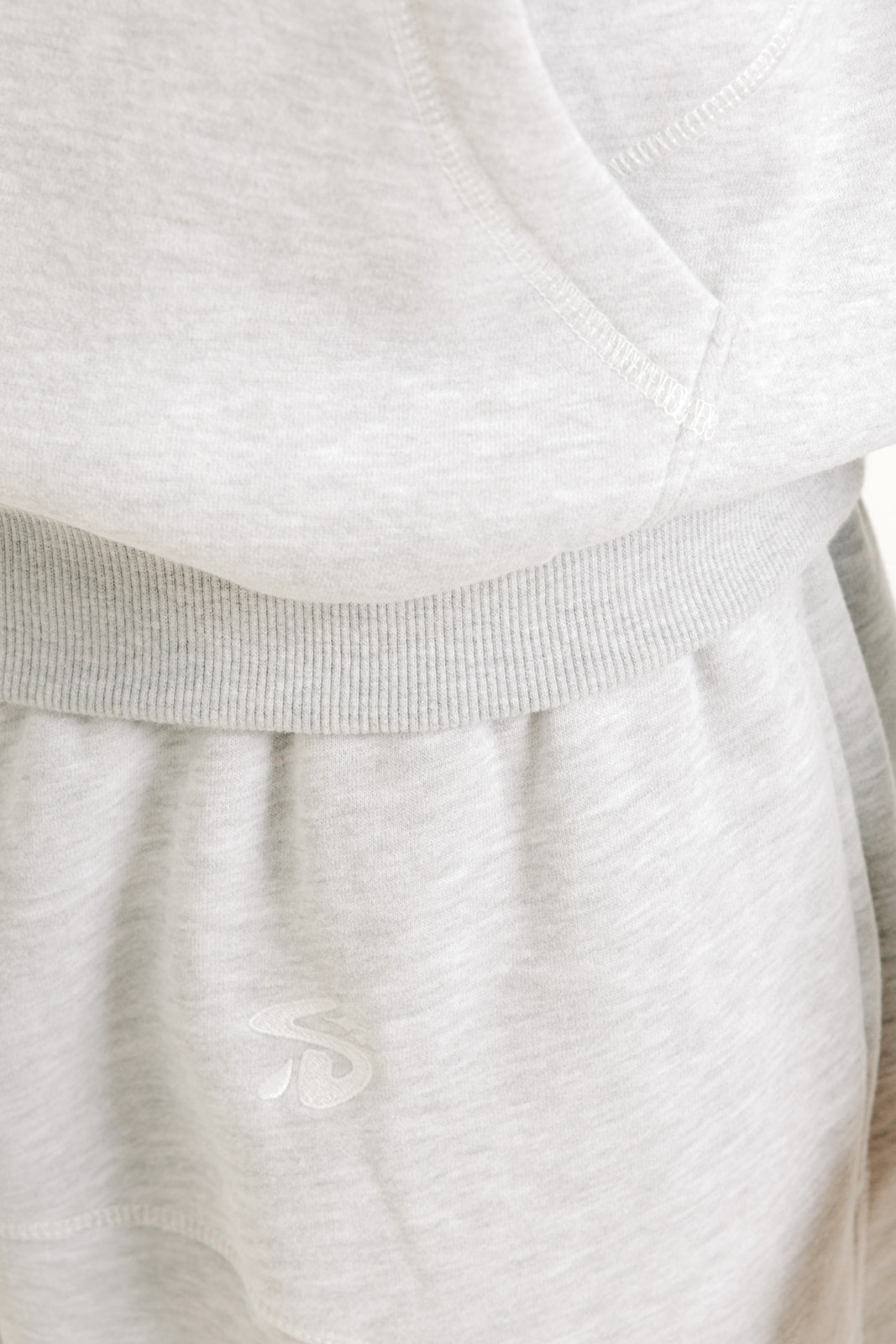 Gray Sweatpants - F001